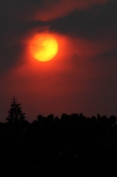 Martes 9 de mayo del 2017. Tuxtla Gutiérrez. Las altas temperaturas en el sureste de México nos obsequian estos atardeceres mientras que las autoridades de Protección Civil alertan a la población por la cercanía de fenómenos meteorológicos que podrían pro