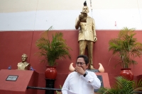 Jueves 13 de junio del 2019. Tuxtla Gutiérrez. Sergio Melgar lee un pronunciamiento de los periodistas chiapanecos en solidaridad al periodista Mamirko quien fuera rescatado del secuestro en horas pasadas.