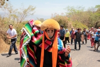 Domingo 18 de marzo del 2018. Traslado de las ví­rgenes de Copoya.  Tuxtla Gutiérrez. Al termino del recorrido de Las Ví­rgenes de Copoya por los barrios tradicionales de la capital del estado de Chiapas, las imágenes son trasladadas ocultas en horcones