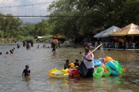 Sábado 31 de marzo del 2018. Suchiapa. El jaripeo rio da fin a las actividades de Semana Santa dando espacio al esparcimiento en las orillas de rio de esta comunidad chiapaneca.