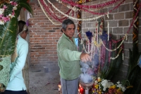 20210430. Suchiapa. La Hoja de la Espadaña es traída en hombros durante días para ser utilizada de manera ritual en las festividades de esta comunidad de la depresión central de Chiapas