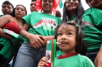 Domingo 29 de junio del 2014. Tuxtla Gutiérrez. A pesar de la derrota, sufriendo y disfrutando. (Secuencia durante la transmisión del partido entre México Y Holanda).