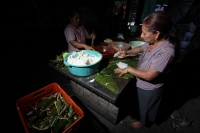 Lunes 16 de enero del 2012. La preparación de los tamales de Chiapa de Corzo.