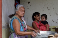 Domindo 13 de ocutbre del 2019. Tuxtla Gutiérrez. Durante los preparativos para la bajada de las Vírgenes de Copoya, cuenta de la Virgen del Rosario