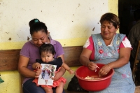 Domindo 13 de ocutbre del 2019. Tuxtla Gutiérrez. Durante los preparativos para la bajada de las Vírgenes de Copoya, cuenta de la Virgen del Rosario