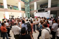 Lunes 28 de agosto del 2017. Tuxtla Gutiérrez. Trabajadores sindicalizados del ayuntamiento tuxtleco toman el edificio de la administración de la ciudad para exigir el pago de los adeudos y el cumplimento de las prestaciones laborales del contrato colec
