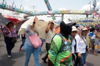 Lunes 9 de abril del 0218. Tuxtla Gutiérrez. Aspecto de la marcha magisterial en el lado oriente de la ciudad al inicio del paro de 48 horas en la huelga nacional de la educación en México.