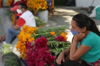 Lunes 2 de noviembre del 2020. Aspectos de algunos de los panteones de #Chiapas durante en las celebraciones del Día de Muertos