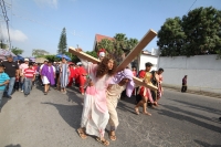 Viernes 18 de abril del 2014. Tuxtla Gutiérrez. Las diferentes parroquias de la arquidiócesis de Tuxtla realizan diferentes representaciones de la Pasión de Cristo en las calles de la capital del estado de Chiapas.