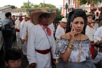 Martes 16 de enero del 2018. Chiapa de Corzo. La ofrenda de San Sebastián. Vestidos a la usanza de los indí­genas de la depresión central de Chiapas; las familias llevan frutas y alimentos por las calles de esta población para ofrecer a San Sebastián 