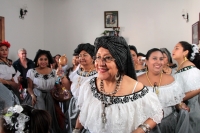 Martes 16 de enero del 2018. Chiapa de Corzo. La ofrenda de San Sebastián. Vestidos a la usanza de los indí­genas de la depresión central de Chiapas, las familias llevan frutas y alimentos por las calles de esta población para ofrecer a San Sebastián.