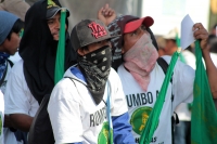 Miércoles 3 de enero del 2018. Tuxtla Gutiérrez. Militantes de la UNTA llegan desde la Zona altos de Chiapas para plantarse en la Avenida Central exigiendo que sea liberado de la cárcel Reynaldo Gómez Gómez.