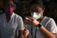 20210420. Tuxtla G. Inicia el proceso de vacunación Covid para maestros en Chiapas