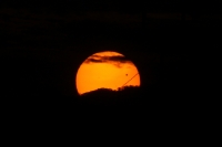 Martes 5 de junio del 2012. Tuxtla Gutiérrez, Chiapas. Aspecto del fenómeno astronómico donde se puede observar el planeta Venus enfrente del Sol desde el libramiento norte de Tuxtla Gutiérrez.