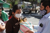 20210101. Tuxtla G. Levantada de Niños Zoque. Las familias de esta comunidad culminan el ciclo ritualista del 2020 cumpliendo con sus usos y costumbres que les da identidad siguiendo los protocolos de salud durante el tiempo del Covid