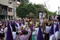 20210402. Venustiano Carranza. La procesión  del Viacrucis en las calles de La Antigua San Bartolomé de los Llanos