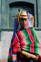 Jueves 22 de enero del 2015. Suchiapa. La Viejada de San Sebastián. Los danzantes tradicionales de esta comunidad de la depresión central del estado de Chiapa, bailan en las calles haciendo sátira de personajes públicos, vestidos como mujeres y mezclándos Jueves 22 de enero del 2015. Suchiapa. La Viejada de San Sebastián. Los danzantes tradicionales de esta comunidad de la depresión central del estado de Chiapa, bailan en las calles haciendo sátira de personajes públicos, vestidos como mujeres y mezclándos