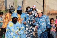 Lunes 22 de enero del 2018. Suchiapa. La danza de La Viejada se ha ido transformando durante los últimos años pero aún es posible observar a los personajes tradicionales vestidos a la usanza indí­gena y con máscaras de cuero crudo durante las festivid