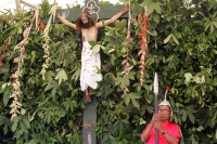 Especial / Viernes Santo en San Cristóbal / Habitantes del Barrio de Mexicanos y  en la comunidad San Felipe Ecatepec en la ciudad de San Cristóbal de las Casas realizan las representaciones tradicionales de Cristo en la Cruz, esta tarde en la zona altos 