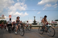 Sábado 8 de junio el 23019. Tuxtla Gutiérrez. Durante el #WordNakedBikeRide esta tarde en #Tuxtla los ciclistas me manifiestan en las principales avenidas.