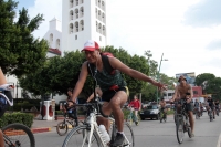 Sábado 8 de junio el 23019. Tuxtla Gutiérrez. Durante el #WordNakedBikeRide esta tarde en #Tuxtla los ciclistas me manifiestan en las principales avenidas.