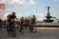 Sábado 8 de junio el 23019. Tuxtla Gutiérrez. Durante el #WordNakedBikeRide esta tarde en #Tuxtla los ciclistas me manifiestan en las principales avenidas.