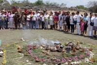 Indígenas Mayas y Zoques realizan un ceremonial de danza pre hispánicas en las ruinas arqueológicas de la comunidad Chiapa de Corzo para celebrar la entrada de la primavera