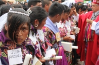 Jueves 10 de agosto del 2017. San Lorenzo Zinacatan. Felipe Arismendi Esquivel, obispo de San Cristóbal de las Casas se despide del pueblo de Zinacantan al acercarse a la fecha de su retiro episcopal durante las celebraciones de confirmación en las fiesta