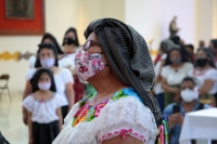 20210422. Tuxtla G. La comunidad Zoque de Tuxtla Gutiérrez visita la Catedral durante las celebraciones patronales de San Marcos