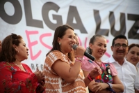 20230320. Tuxtla. Olga Luz Espinosa Morales recibe su constancia de inscripción al proceso electoral para buscar la candidatura de Chiapas por los partidos PAN PRD y PRI