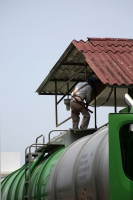 20240531. Tuxtla. Este medio día se regulariza la distribución de combustible después de maestros trasladaran su plantón al centro de la capital de Chiapas.