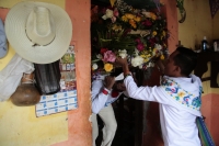 20261014. Tuxtla. inicio el recorrido de La Bajada De Las Vírgenes de Copoya durante las celebraciones de la Virgen del Rosario.