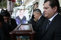 20250221. Cdmx. Las cenizas de la cantante Paquita la del Barrio inician su traslado hacia Garibaldi y a la Colonia Guerrero donde son homenajeadas por el gran público