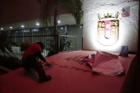 20251125. Tuxtla. #25N | Fuego en La Plaza Central de Tuxtla Gutiérrez al término de La Marcha En Contra  De La Violencia Hacia Las Mujeres.