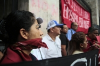 20240621. Tuxtla. Trabajadores del Cecytech se manifiestan en el Congreso de Chiapas.