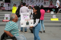 20240508. Tuxtla. El grupo de Las Madres en Resistencia inicia manifestación y propone “cambiar el voto por la aparición de un hijo desaparecido” en Chiapas
