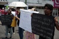 2026048. Tuxtla. Padres de familia de un centro educativo pre-escolar se manifiestan esta mañana en el oriente-sur de Tuxtla Gutiérrez.