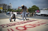 202510115. Tuxtla. Continúan las protestas y manifestaciones de las Madres Buscadores de Chiapas acompañadas de los Normalistas de la ERN Mactumatza.