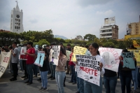202510115. Tuxtla. Continúan las protestas y manifestaciones de las Madres Buscadores de Chiapas acompañadas de los Normalistas de la ERN Mactumatza.