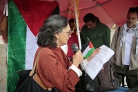 20261010. Sclc. Las desapariciones en México, son una vergüenza internacional. La actriz y activista Ofelia Medina, en San Cristóbal en apoyo al pueblo Palestino.