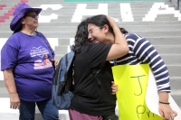 20261021. Tuxtla. Una familia denuncia en la Fiscalía General de Chiapas como una hija encontró a su madre asesinada por su padre en Chiapilla.