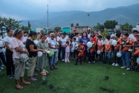 20260924. Tuxtla. Familiares, amigos y vecinos de la Colonia Las Grajas despiden al niño que falleciera después de recibir un balazo en la cabeza en el oriente norte de Tuxtla Gutiérrez, Chiapas.