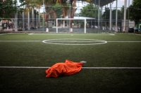 20260710. Tuxtla. Una persona fallece mientras jugaba una cascarita en las canchas de fútbol en la Xamaipak.