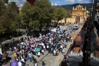 20241103. SCLC. Procesión de la Diócesis de San Cristóbal de las Casas al cumplirse 100 del nacimiento de Monseñor Samuel Ruiz García y para recordar al Padre Marcelo