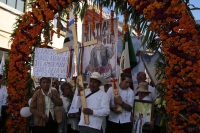 20241103. SCLC. Procesión de la Diócesis de San Cristóbal de las Casas al cumplirse 100 del nacimiento de Monseñor Samuel Ruiz García y para recordar al Padre Marcelo