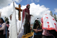 20241103. SCLC. Procesión de la Diócesis de San Cristóbal de las Casas al cumplirse 100 del nacimiento de Monseñor Samuel Ruiz García y para recordar al Padre Marcelo